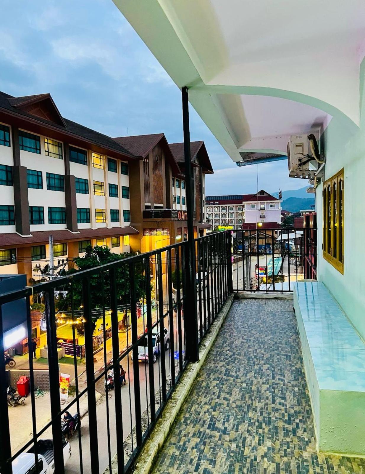 Vang Vieng Ruby Backpackers Hostel Luaran gambar